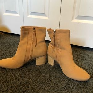 Ankle height toms boots